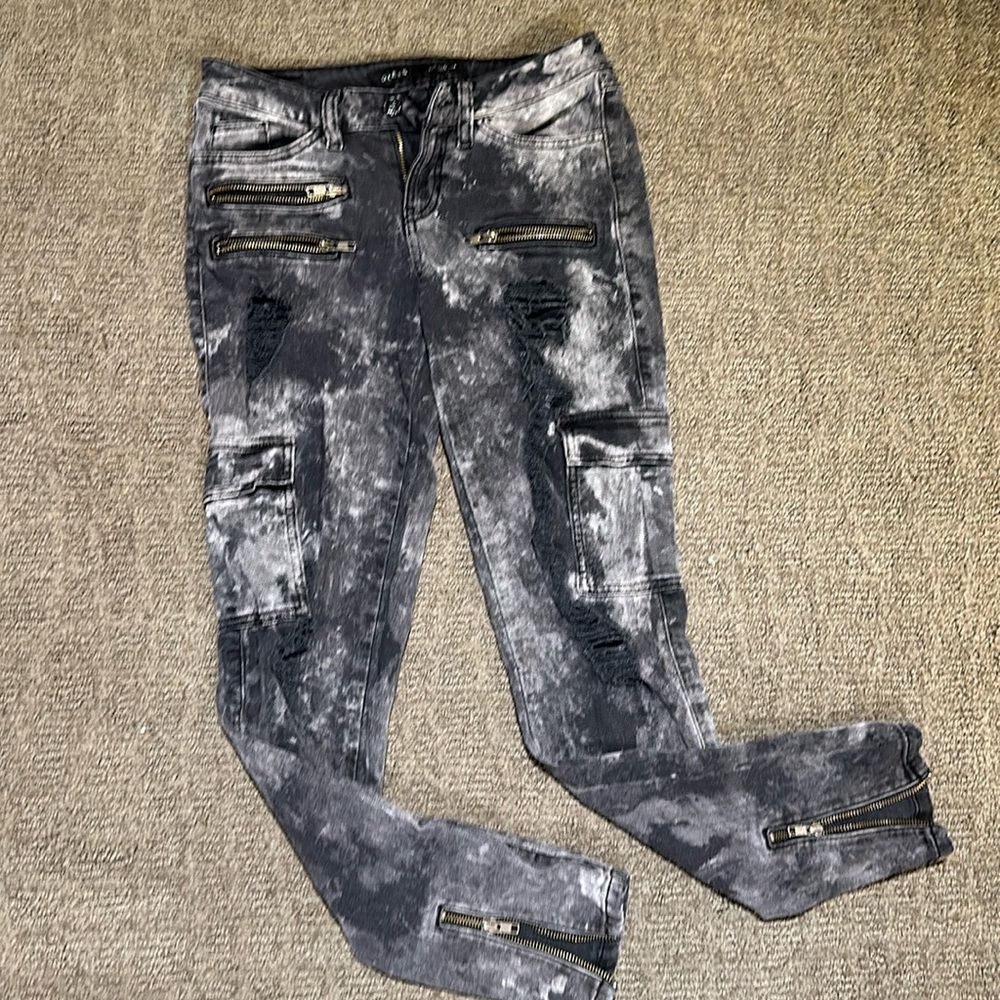 VINTAGE SIZE 26 GUESS CARGO JEANS